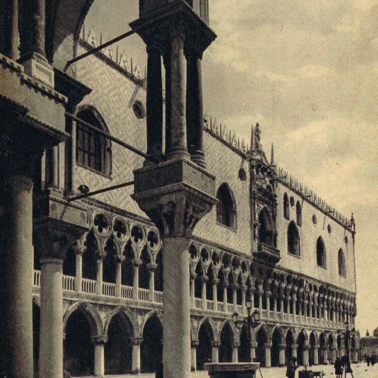Palazzo Ducale osservato dalla Basilica di San Marco.