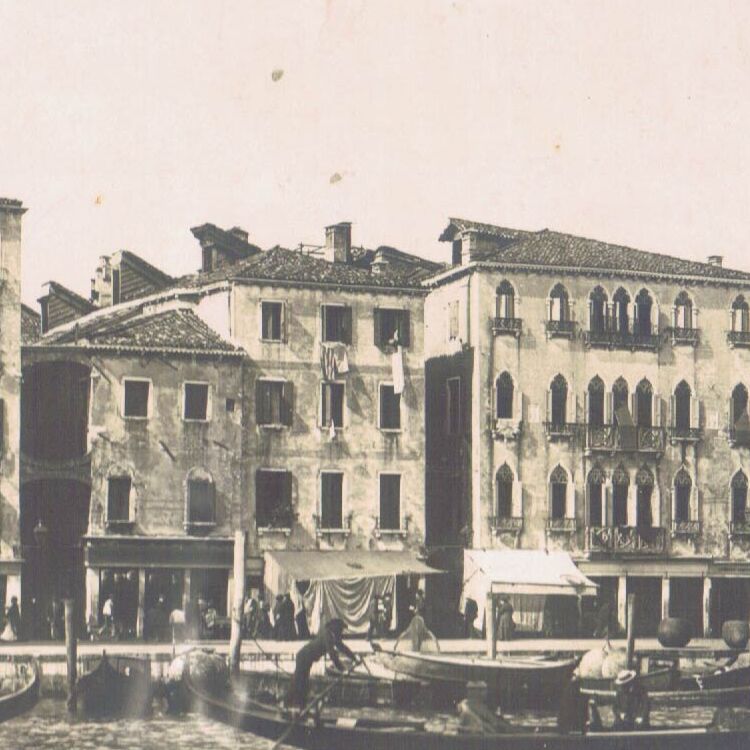 Il caratteristico Mercato del Pesce di Rialto, dove poter trovare le migliori squisitezze offerte dal mare Adriatico.