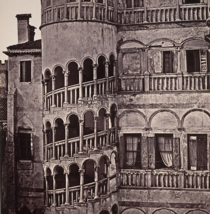 Il famoso bovolo (scala a chiocciola) di Palazzo Contarini (Brooklyn Museum).