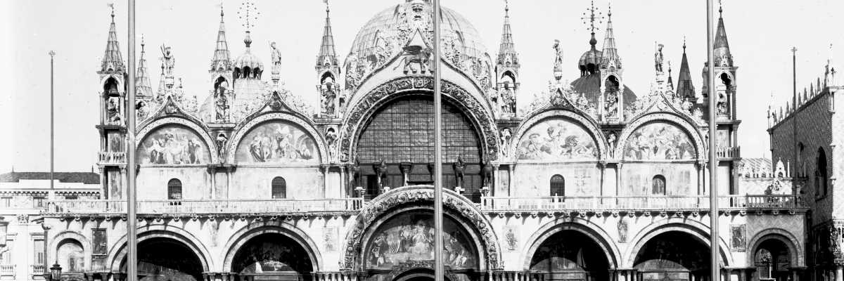 Facciata della basilica di San Marco, un tempo cappella personale del doge (Brooklyn Museum).