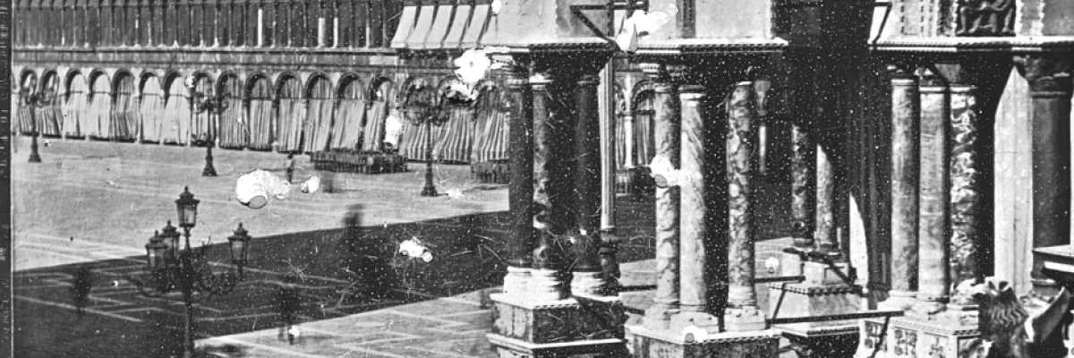 Inusuale angolazione di piazza San Marco vista da Palazzo Ducale (Brooklyn Museum).