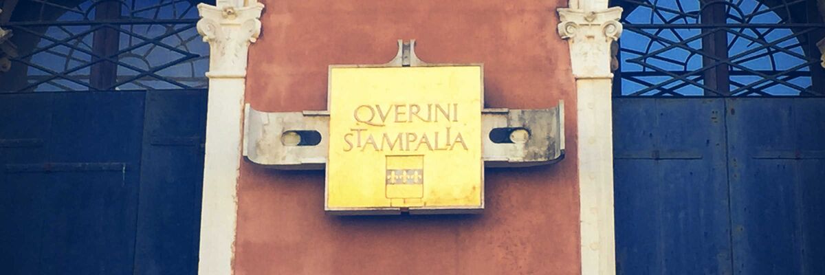 Detail of the external plaque of the Querini Stampalia. (Venipedia / Bazzmann Archive) Detail of the external plaque of the Querini Stampalia. (Venipedia / Bazzmann Archive)