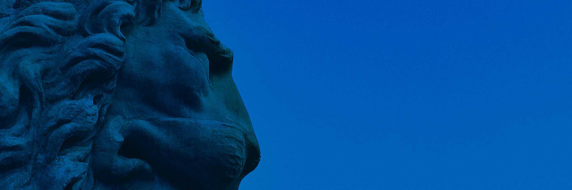 Particolare di testa di leone, posizionata all'uscita dell'Arsenale di Venezia. — (Archivio Venipedia/Bazzmann)