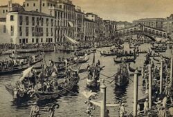 Regata e festa in Canal Grande.
