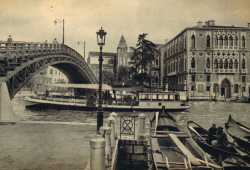 Il ponte dell'Accademia e il Palazzo Franchetti.